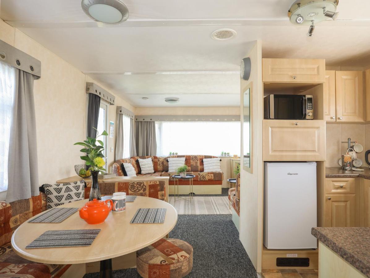 Trewan Chalet Holyhead Dış mekan fotoğraf